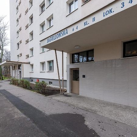 Jagiellonska 64 Prywatne Mieszkanie Z Oddzielna Sypialnia I Balkonem Samodzielne Zameldowanie! Self Check-In System! Варшава Экстерьер фото